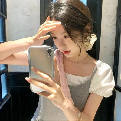 男人转化出机器人铠装